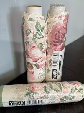 York Vintage Pre Pasted Wallpaper BORDER 3 Rolls FLORAL BOTANICAL NEW SCALLOPED